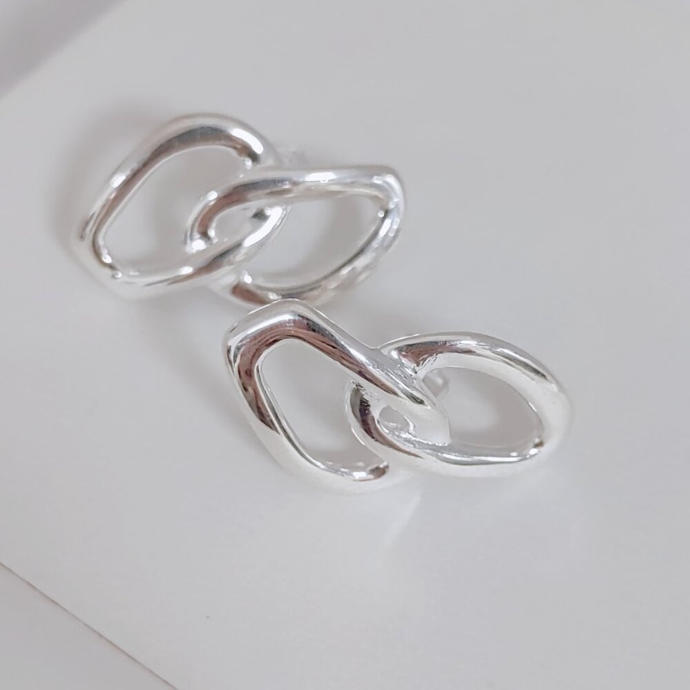 Uno de 50 INSEPARABLES EARRINGS, with 2 organic interlocked links Silver Plated - Picture 3 of 8